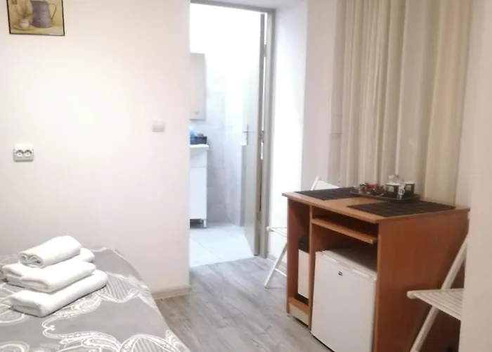 Studio Piata Amzei 1 (8 E)