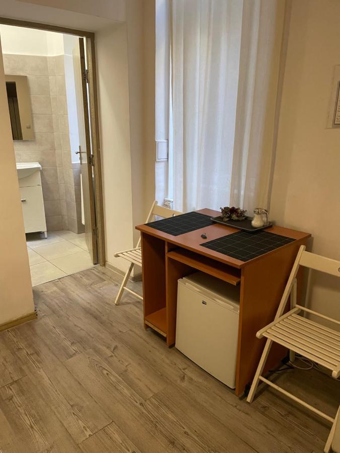 Appartamento Studio Piata Amzei 1 *